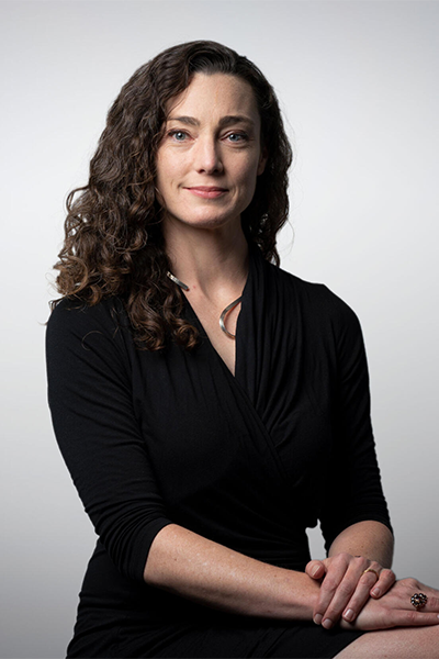 Emily Harding headshot