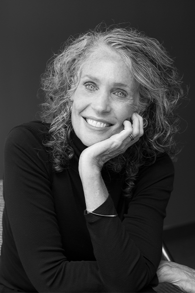 Jen Guarino headshot