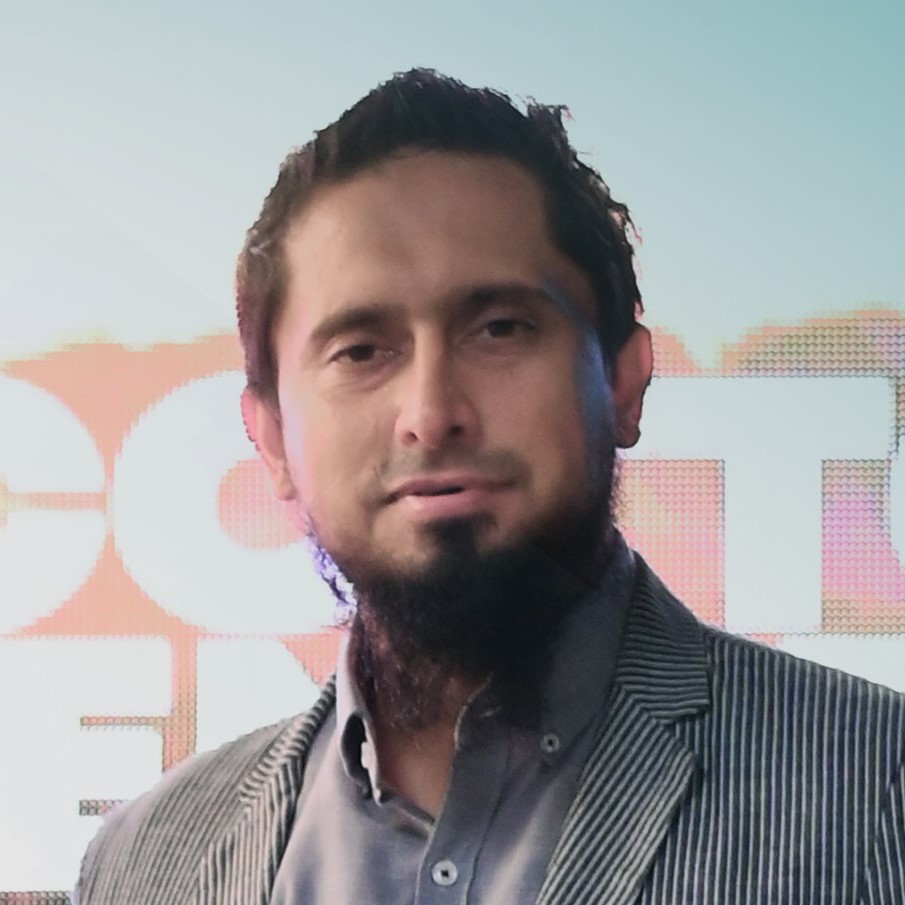 Headshot of Saqib Sohail